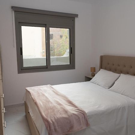 Rea Apartment Athènes Extérieur photo
